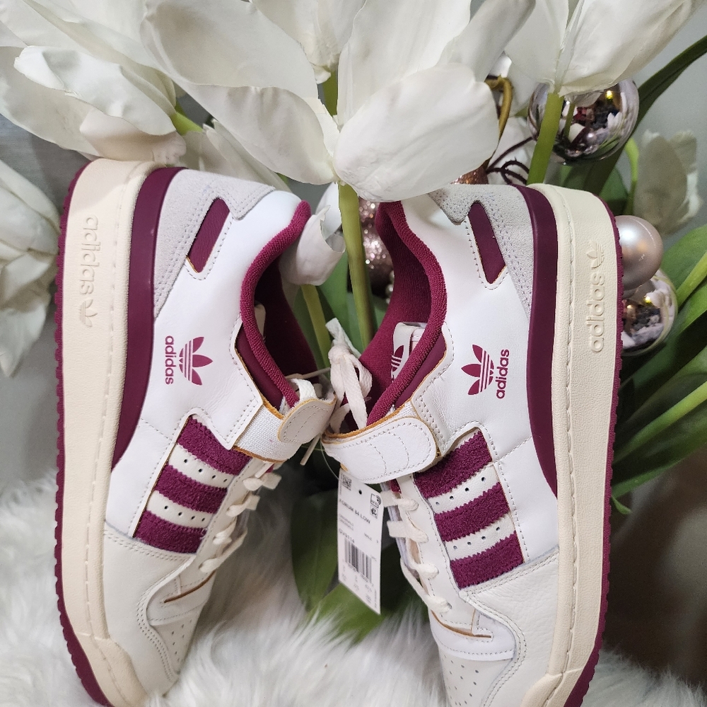 adidas originals Forum 84 Low Power Berry Sneaker mens9.5 new